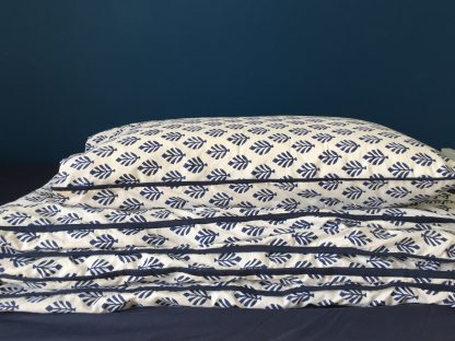 Linge de lit Housse de couette Parure de lit en coton imprimé au block print BOOTI Bleu Royal de VILLA D'ISSI