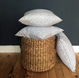 Housse de coussin block print ALIZA Bleu Denim