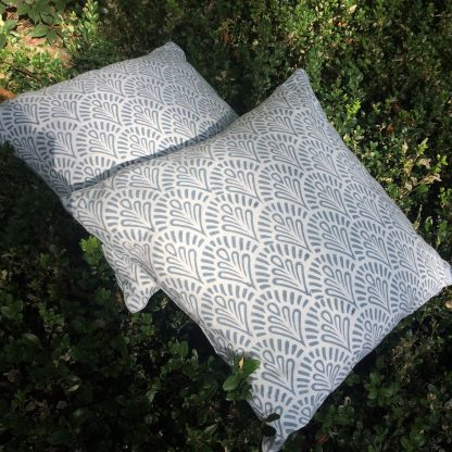 Housse de coussin block print ALIZA Bleu Denim