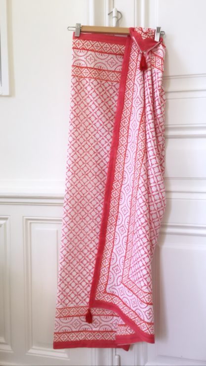 Paréo de plage-Beachwear chic-Etole EMMA corail tangerine de VILLA D'ISSI