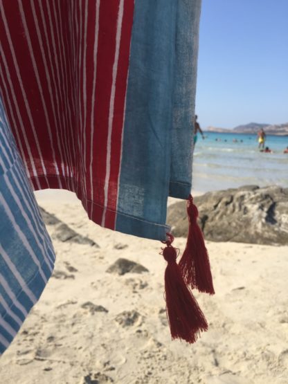 Paréo rayé étole STRIPES bleu rouge de VILLA D'ISSI Pareo Sarong Multipurpose Scarf STRIPES from VILLA D'ISSI STRIPES