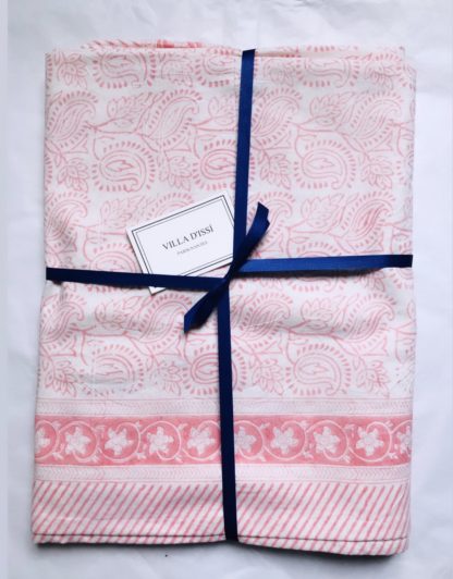Nappe rose indienne ARIELLE de VILLA D'ISSI, imprimée à la main au block print