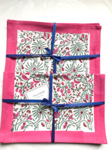 Set de table block print CYRIELLE en coton indien rose et vert de VILLA D'ISSI