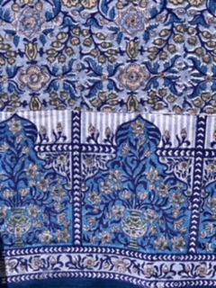 Grande nappe indienne bleue JOA de la,marque française VILLA D'ISSI .
